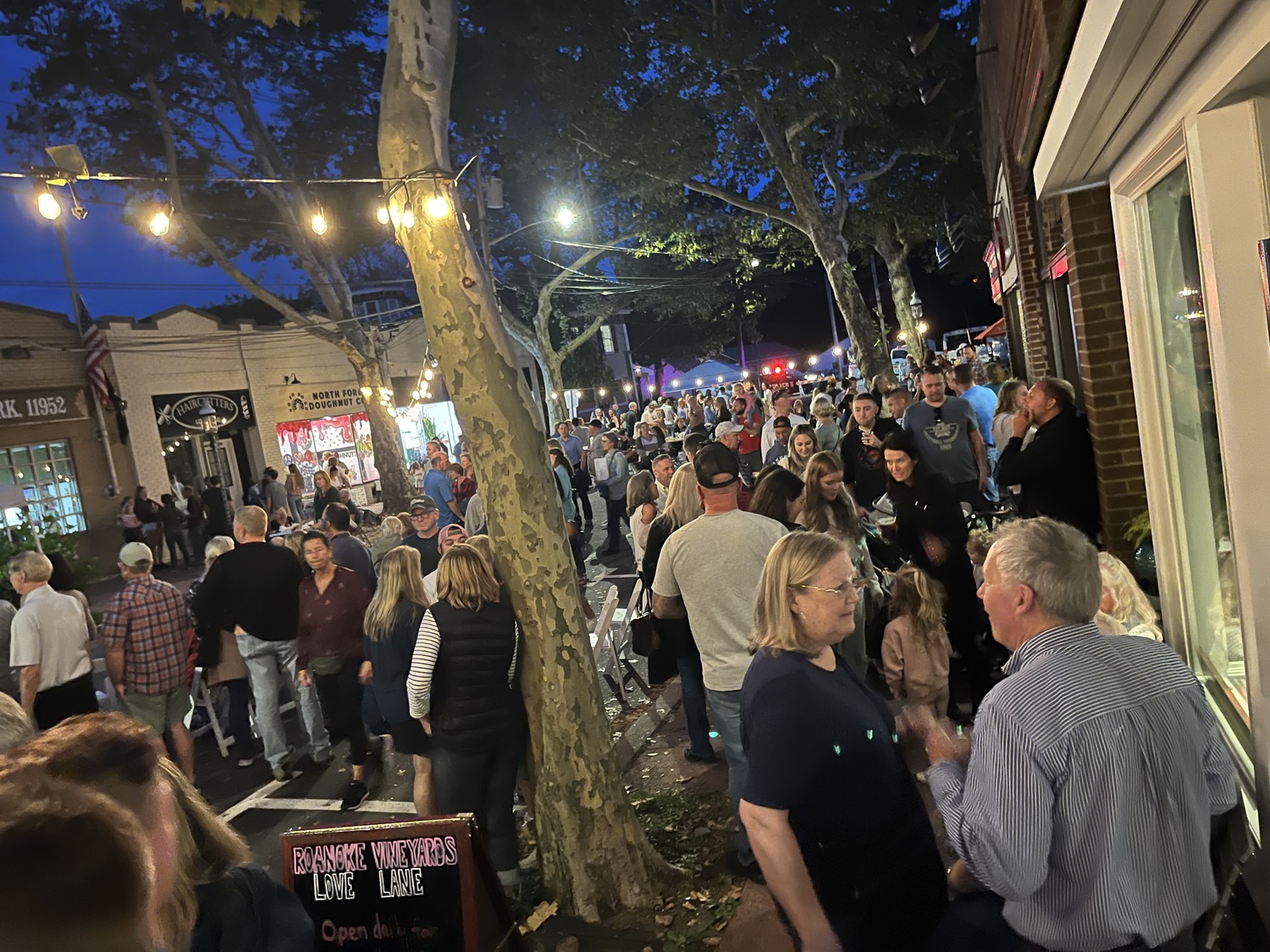 First Fridays Returns to Love Lane in Mattituck