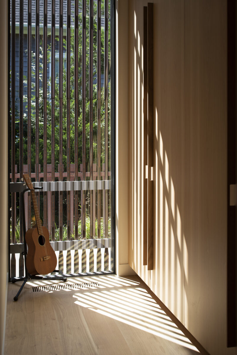 A Bates Masi + Architects home on Three Mile Harbor.  BATES MASI + ARCHITECTURE AND PHOTOGRAPHY  