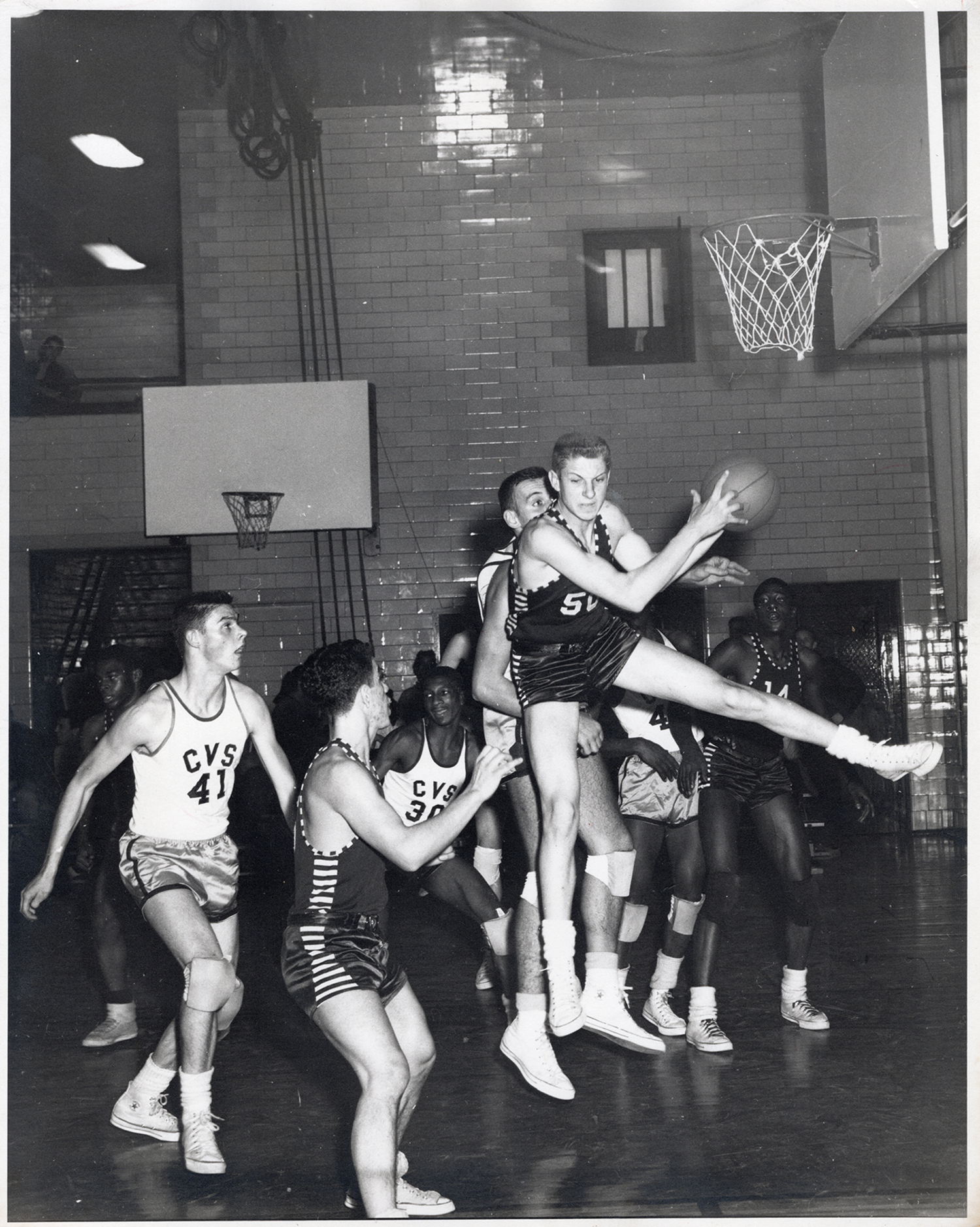 Joe Zucker, as a star basketball player for Emil G. Hirsch School in Chicago. COURTESY BRITTA LE VA